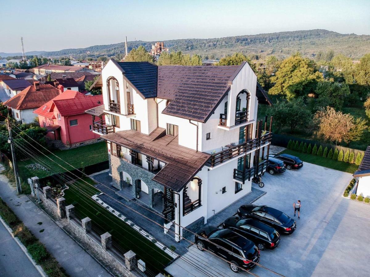 Boutique Hotel Casa Medievala Curtea de Argeş Exteriér fotografie